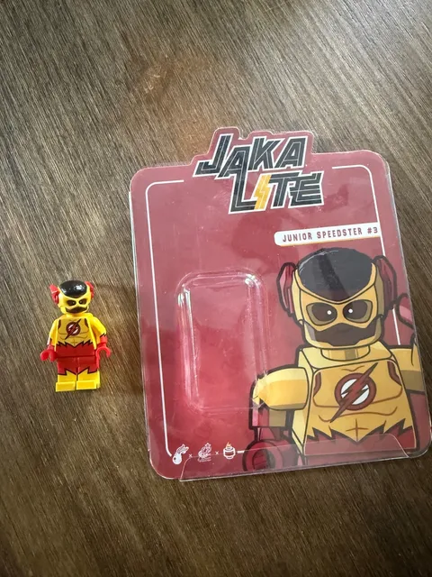 DC Light Custom Jaka Brick Junior Speedster #3 Ace NEW In Hands