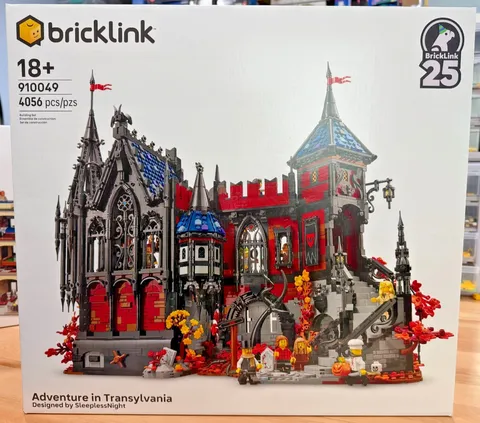 SEALED/RETIRED! LEGO Bricklink Series 5 Adventure in Transylvania (910049)