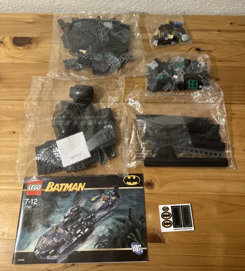 LEGO 7780 The Batboat: Hunt for Killer Croc New Sealed Bags + New Manual