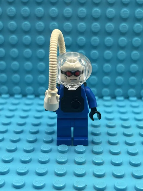 Lego Mr. Freeze Batman I Minifigure 7884 7783 