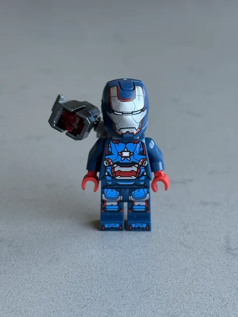 LEGO Iron Patriot MK 2 Minifigure 76315 Marvel Avengers Hall Of Armor Minifig