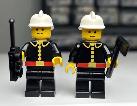 Lego Vintage FireFighter Minifigure City Town 1980's Lot of 2 Fireman Firemen