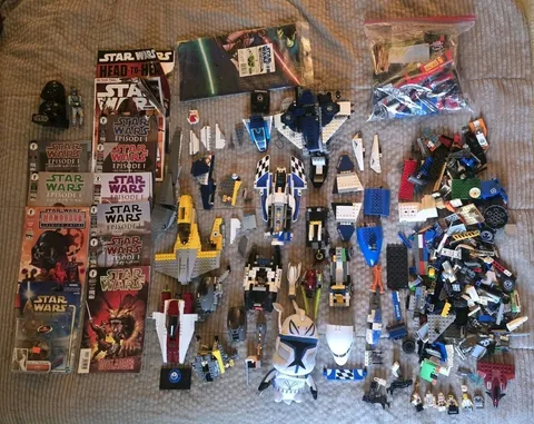 HUGE LEGO LOT STAR WARS MINI FIGS FIGURES COMIC BOOKS ARC-170 ANAKIN STARFIGHTER