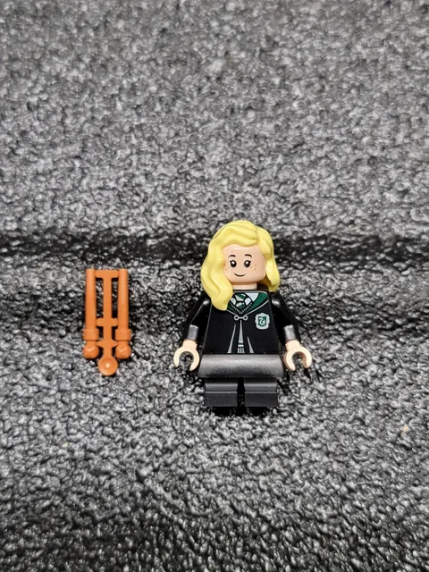 LEGO Daphne Greengrass Minifigure 76435 Hogwarts Castle: The Great Hall hp487