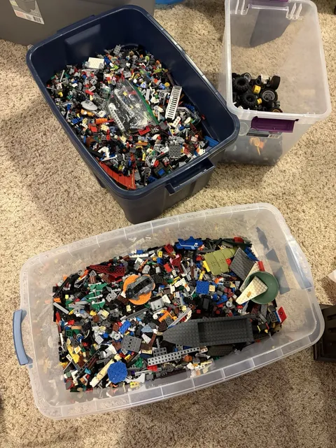 Bulk LEGO Lot - 75 Pounds - Bricks, Technic, And Wheels. No Minifgures.
