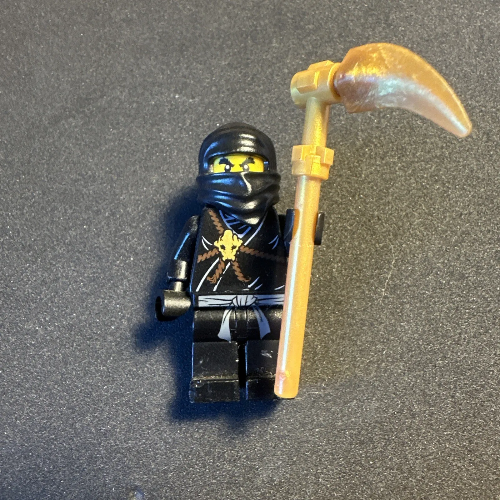 LEGO Ninjago Vintage 2011 Cole (njo0006) Rare/Retired great Condition