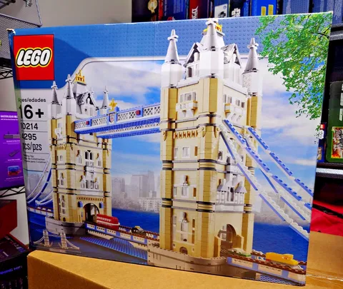 LEGO Creator Expert 10214 Tower Bridge - Damaged  BOX