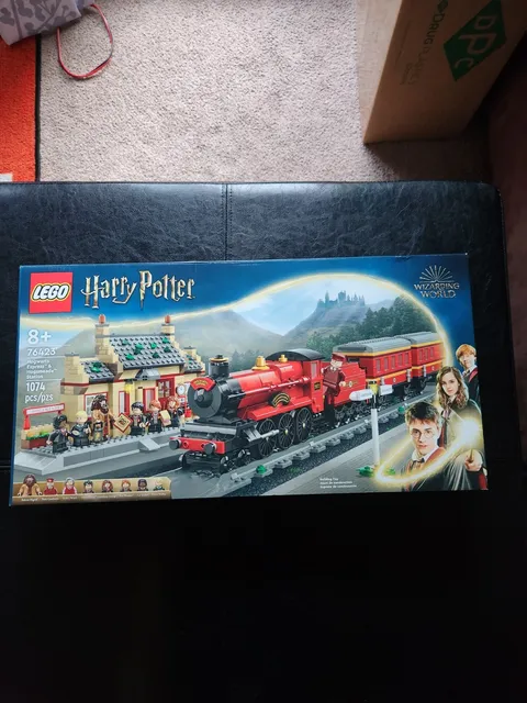 LEGO Harry Potter 76423 Hogwarts Express Hogsmeade Station