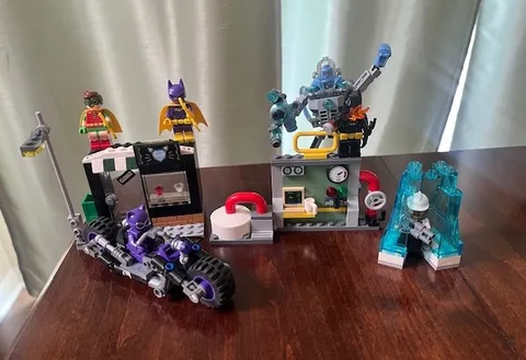 The LEGO Batman Movie 2-Set Bundle (Sets 70901 & 70902)