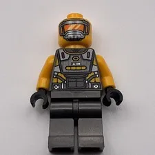 LEGO Marvel A.I.M. Agent Minifigure Yellow Black Suit without Helmet 1 Piece