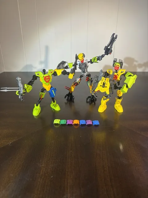 LEGO Hero Factory Bionicle Lot w/ Masks, Weapons Accessories & Small Pieces