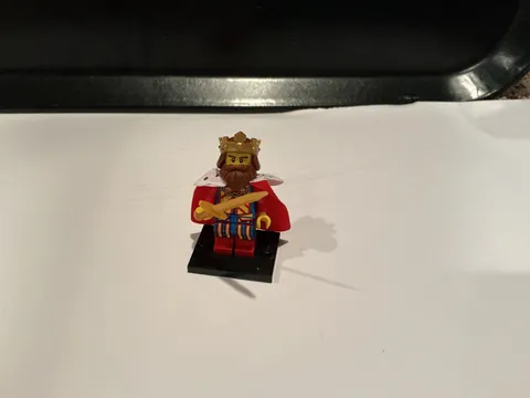 LEGO Series 13 King Collectible Minifigure 71008