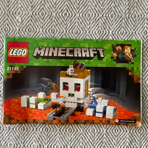 LEGO Minecraft: The Skull Arena (21145)