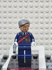 LEGO Batman Mini-Figure COMMISSIONER GORDON w Red Sash (sh0326) from 70908