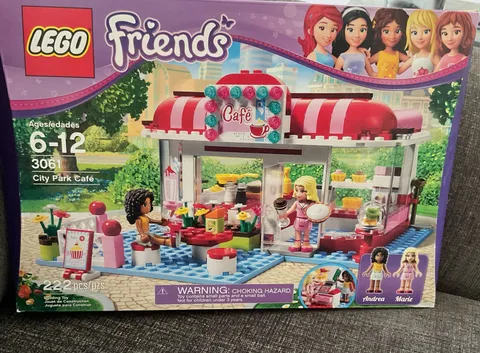 LEGO FRIENDS 3061 City Park Cafe 2013 New Sealed Retired.