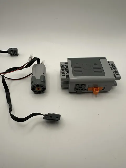 For Lego 3rd Party Power Functions Battery Box Motor/lights tested Free Shipping