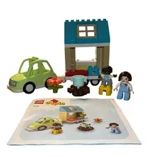 LEGO Duplo Town Family House on Wheels 10986 Camping Car and Trailer Set