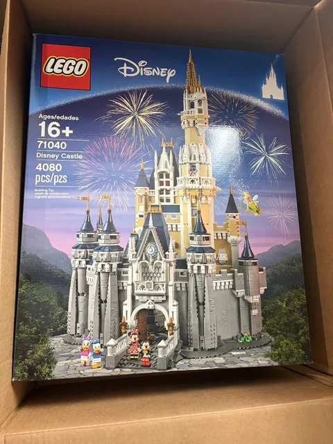 LEGO 71040 | Disney Castle | Retired | New Sealed | Disney LEGO | Free Shipping