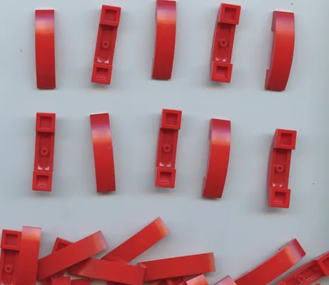 LEGO x 20 Red Slope, Curved 4 x 1 x 2/3 Double 93273