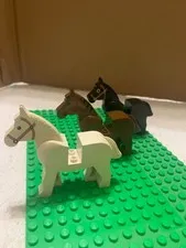 LEGO®: MiniFigure Horses 