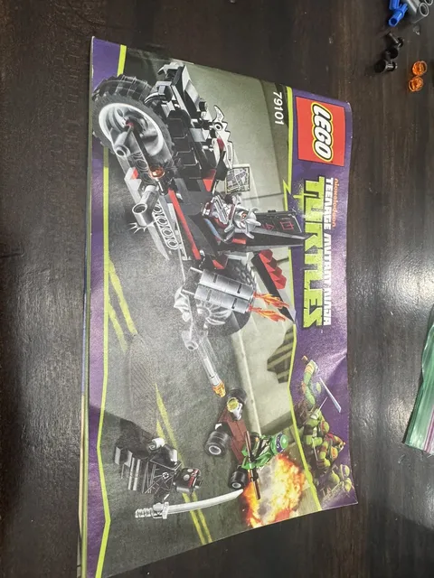 LEGO Teenage Mutant Ninja Turtles: Shredder's Dragon Bike (79101)