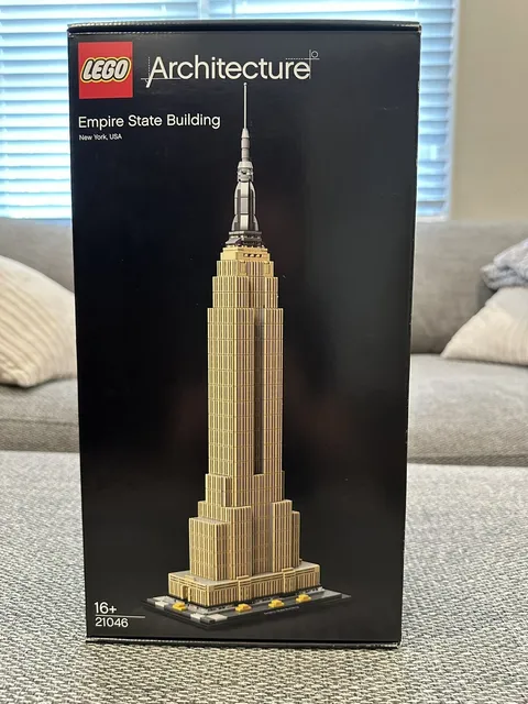 LEGO Architecture 21046 Empire State Building NEW Sealed RETIRED New York City