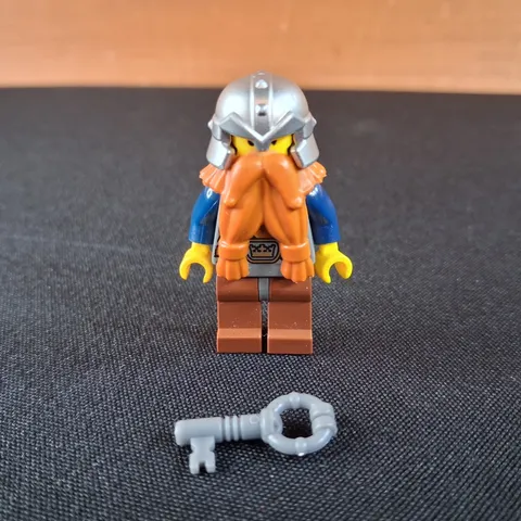 Lego Castle Fantasy Era Dwarf Minifigure cas377 from 7048