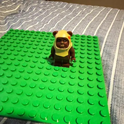 LEGO Minifigure Brown Head w/ Tan Hood and Ears Plastic Figure