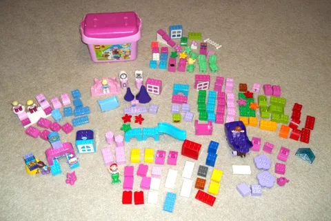 Lego Duplo Girls Large  Lot - 188 Pieces - Princess Dottie Sofia Cafe Box of Fun