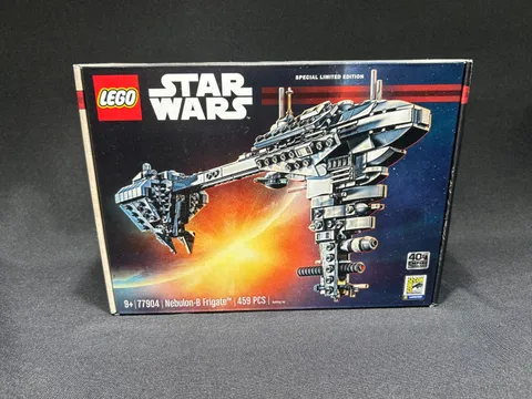 Lego Star Wars Comic Con Nebulon-B Frigate (77904) - READ DESC