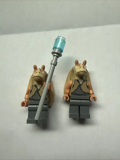 LEGO Star Wars Jar Jar Binks SW0301 Minifigure Lot of 2 Genuine LEGO