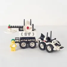 Lego 6770 Half-Land Futuron / Lunar Transporter Patroller 9V (1988)