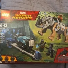 LEGO Marvel Super Heroes 76099 Rhino Face-Off by the Mine Black Panther 229pcs