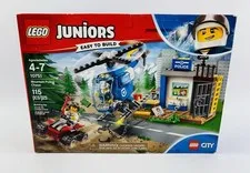 LEGO Juniors City 10751 Mountain Police Chase NEW SEALED Retired Set 4-7