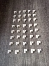 40 pieces White Genuine Lego 2 x 2 Corner Brick part 2357 WYSIWYG IRL 40 pieces
