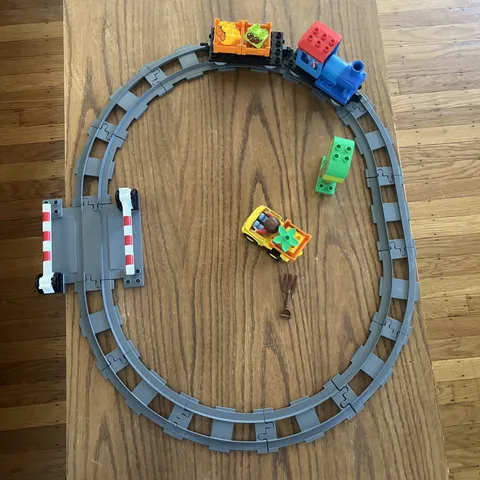 LEGO DUPLO: Push Train Set (10810) RETIRED COMPLETE SET No box or manual