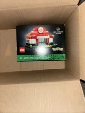 LEGO 40911 Mini Pokemon Center - BRAND NEW, SEALED