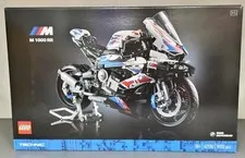 LEGO TECHNIC Model BMW M1000RR LEGO