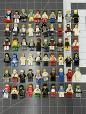 Vintage LEGO Minifigure Lot Of 60 Minifigures 90’s 3350