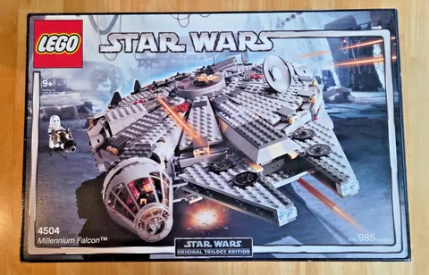 LEGO Star Wars 4504 Millennium Falcon Original Trilogy Edition BRAND NEW SEALED