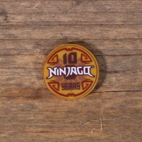 LEGO Ninjago 2x2 Round Tile Pearl Gold 10 Ninjago Years Pattern 14769pb366