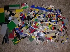 LEGO Bulk Lot of 2.5 Pounds BUILDING BRICKS /Misc Pieces.