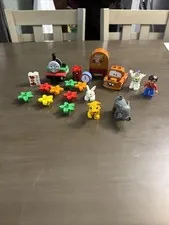 Lego Duplo Animals Figures Lot  Elephant Rabbit  Lion Disney Flowers