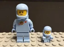 LEGO Bright Light Blue Classic Spaceman And Space Baby - Set 11374 Exclusive🚀🩵