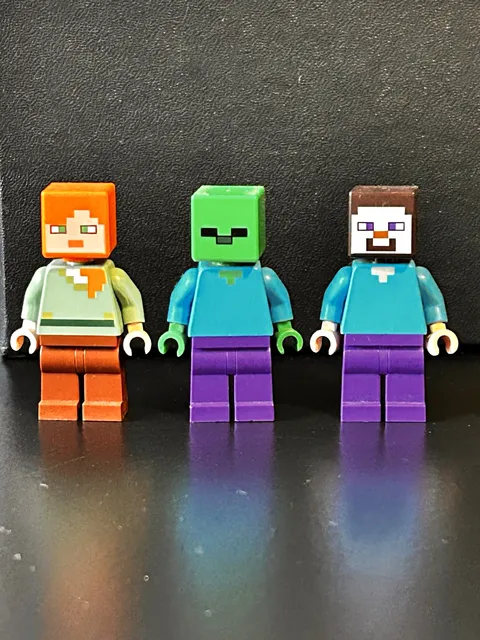 LEGO Minecraft Minifigures Lot of 3 Alex, Steve & Zombie Figures