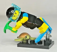 LEGO 71027 Marine Biologist (Sea Rescuer) Minifig Series 20 – Complete Excellent