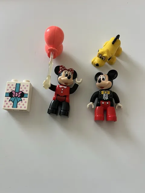 LEGO Duplo Mickey And Minnie Figure Lot w/ Pluto, Balloon & Gift Present Block
