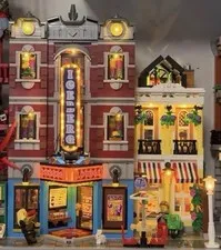[READY TO SHIP] LEGO 10312 Jazz Club + Light Kit (Completed Set + Instructions)