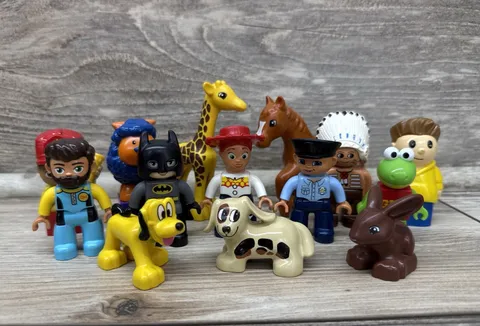 Mixed Lot of 14 Lego Duplo Figures - Duplo People / Animals & Pixar Characters