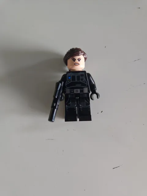 LEGO Jyn Erso Minifigure - 75171 Star Wars Rogue One - Battle on Scarif  